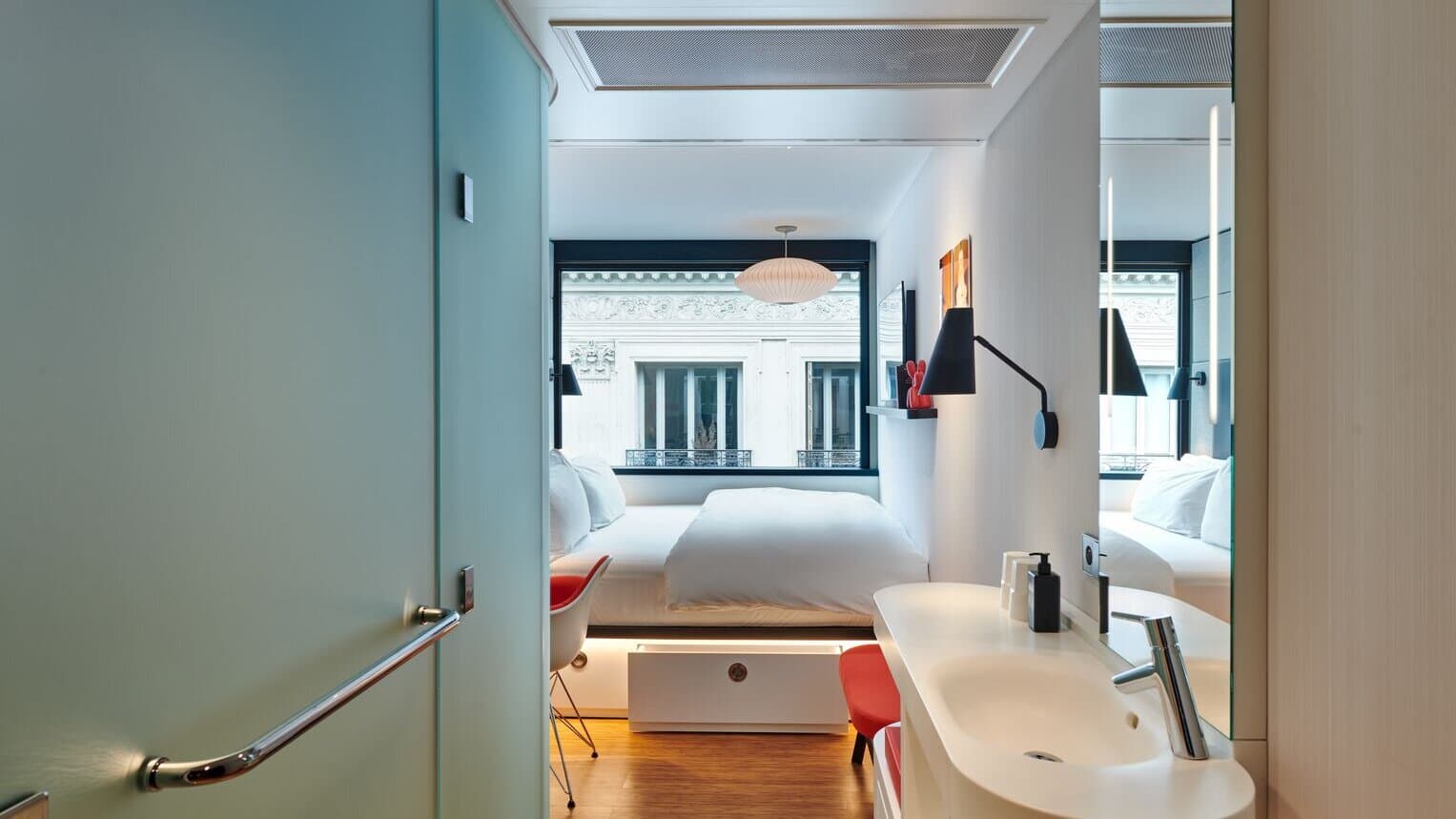 CitizenM Hotel — Badeværelse